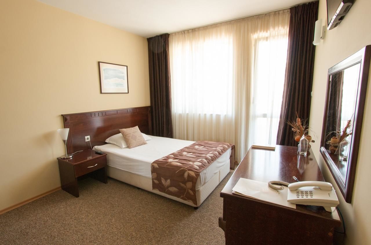 Отель Hotel Divesta Варна
